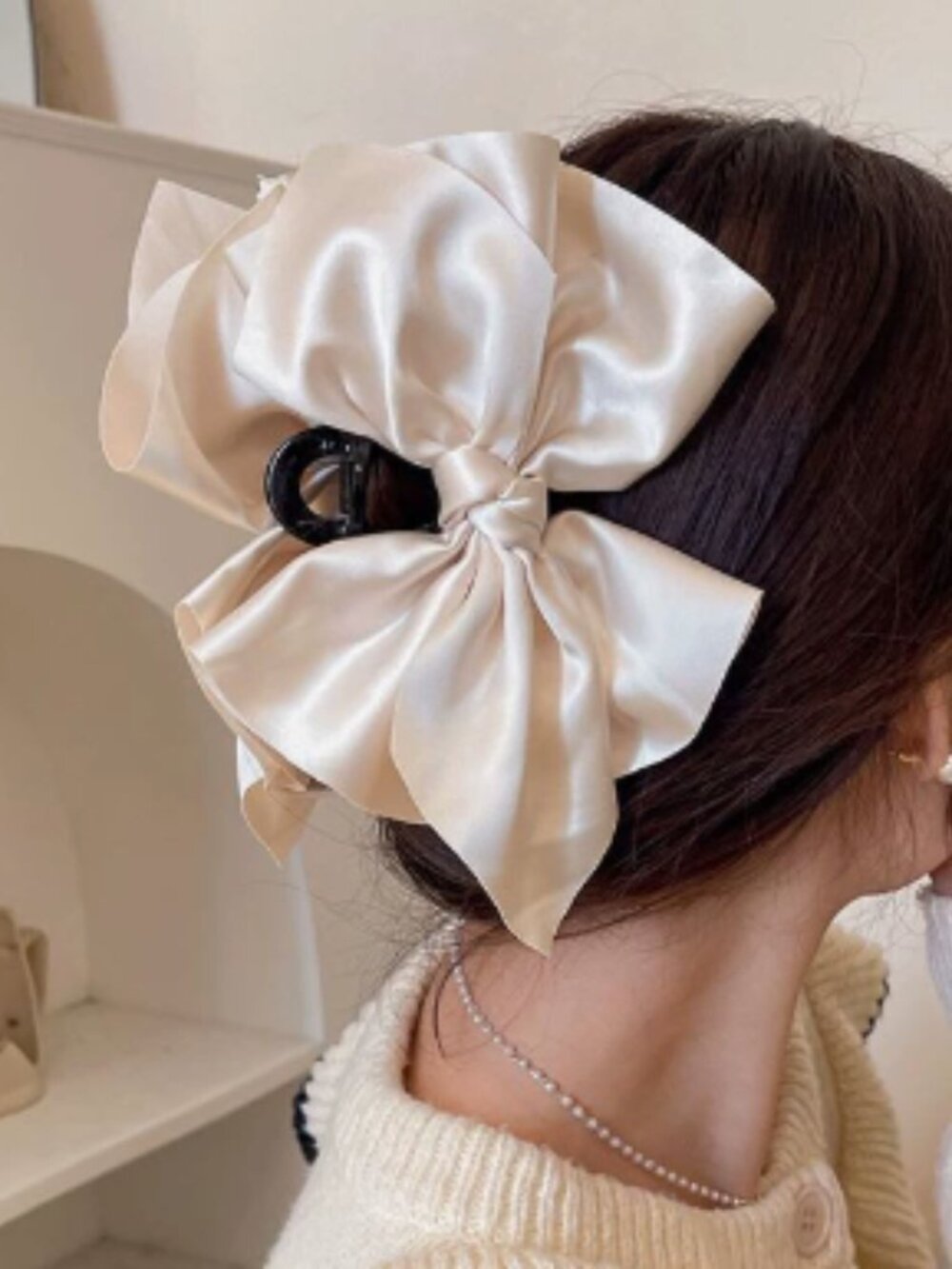 Woman's hairpin